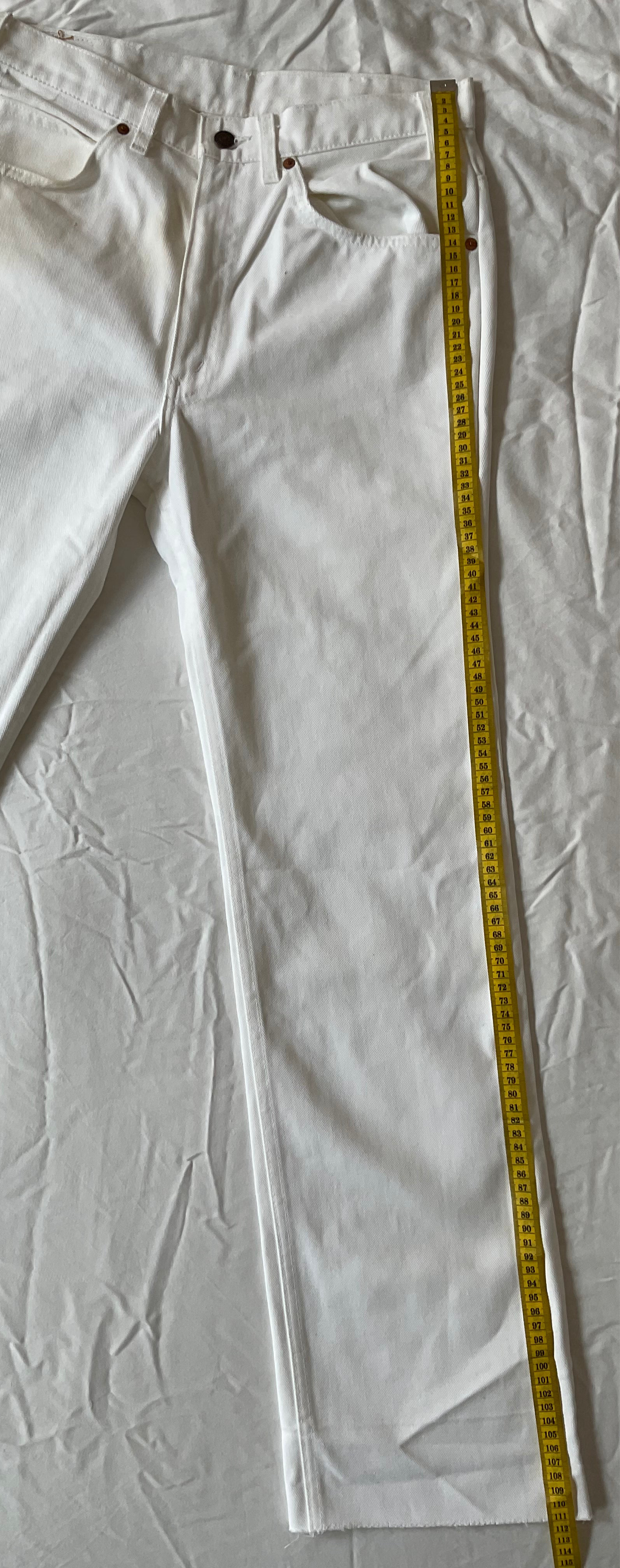 White Levi’s Jeans 34x36
