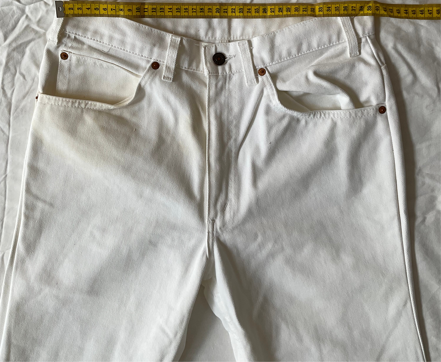 White Levi’s Jeans 34x36